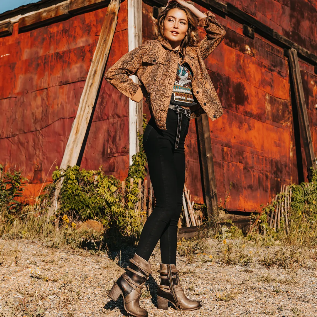 Outlet Baker Womens Boots