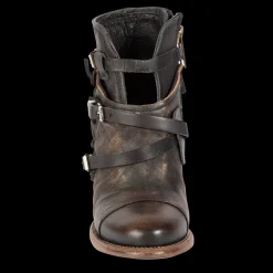 New Crue Womens Shoes