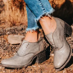 Clearance Sadie Womens Shoes