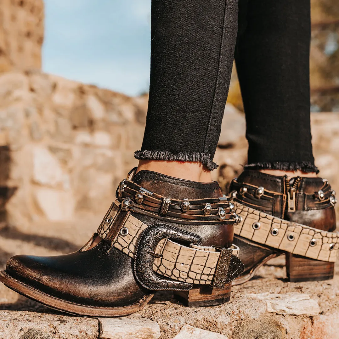 Sale Saloon Womens Booties