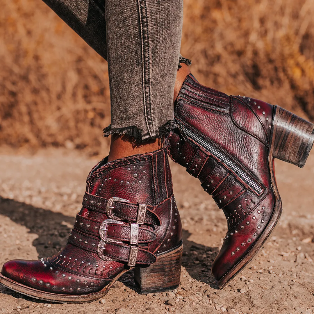 Discount Savanna Womens Shoes
