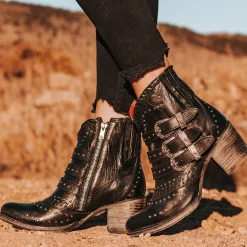 New Savanna Womens Shoes