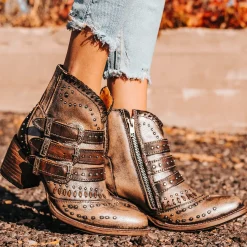 Discount Savanna Womens Shoes