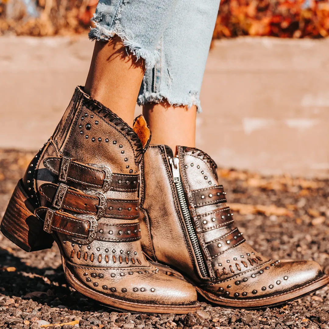 Discount Savanna Womens Shoes