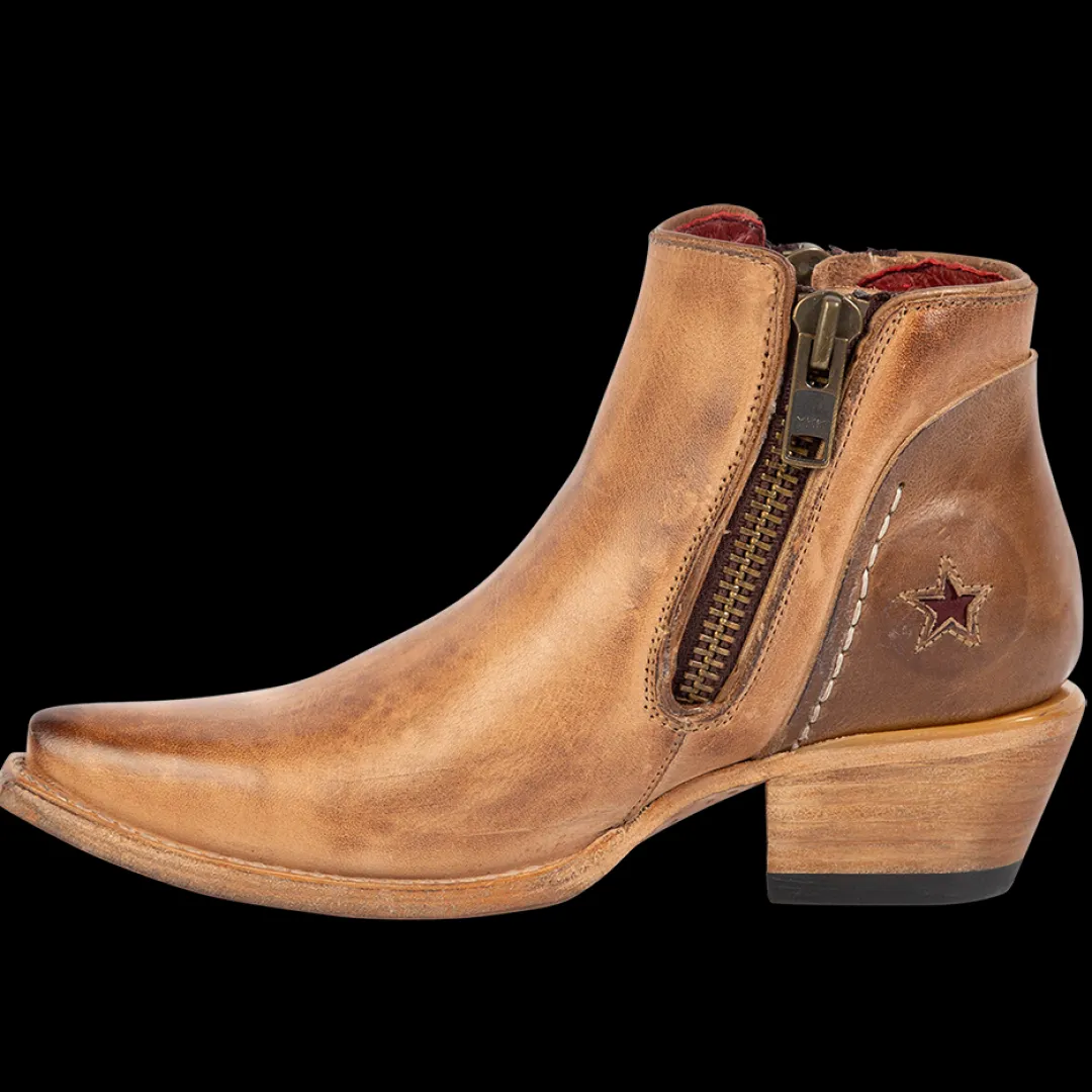 Discount Weaver Womens Shoes